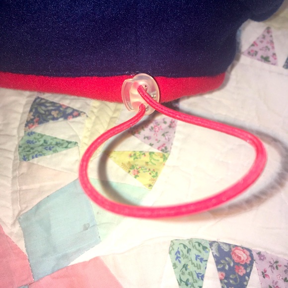 ROOTS Olympic Official 2002 Winter USA Beret - Picture 10 of 10